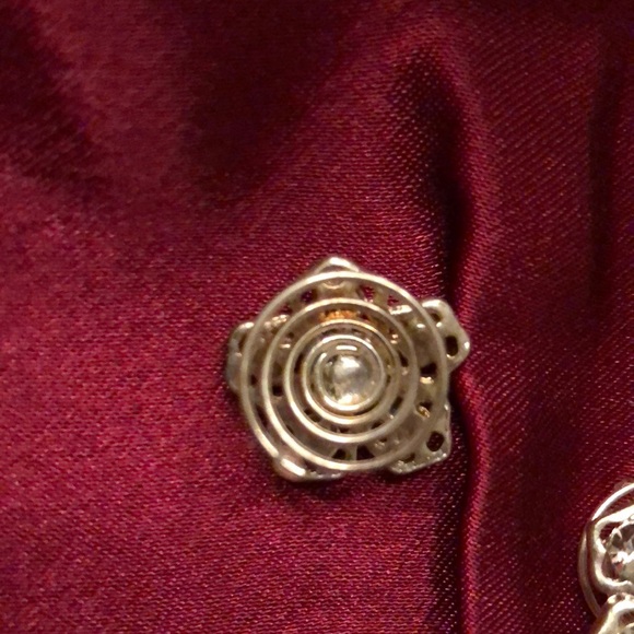 SOLD ๐ Jewel flower hair accessories and clips - Picture 2 of 5